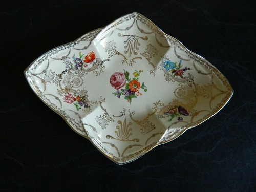 Vintage empire serving - vintage,