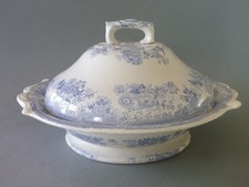 Antique Asiatic Pheasants Vegetable Tureen & Lid -  Round Blue White