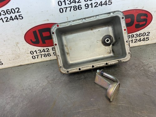 Oil sump pan strainer - +, /
