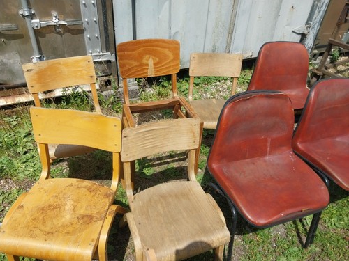 Mixed lot school chairs - lot,