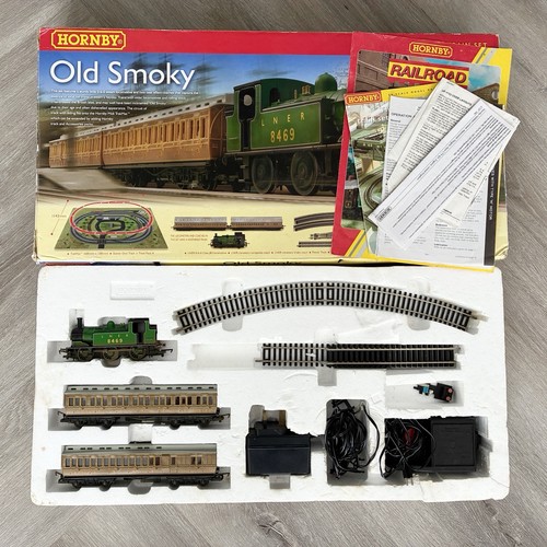 Hornby r1069 old smoky train - hornby,