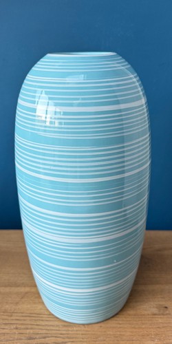 Turquoise cream - turquoise,