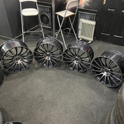 Display mercedes amg - 19",
