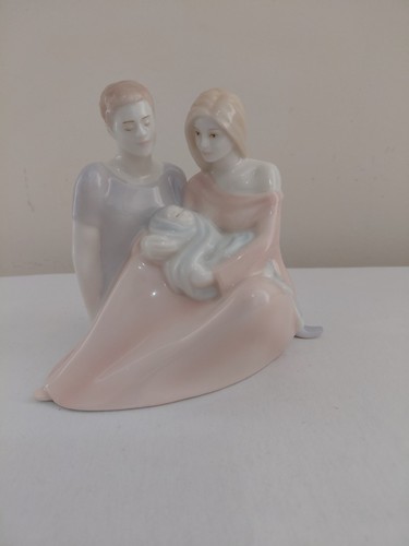 Royal worcester moments colour - royal,