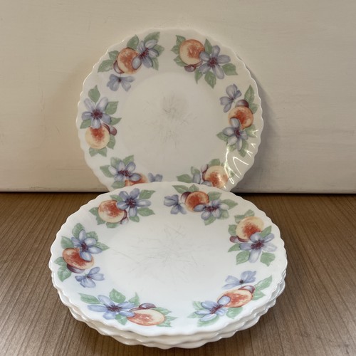 Vintage arcopal france milk - vintage,