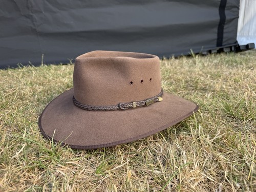 Akubra cattleman hat - akubra, size