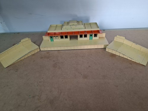 Hornby dublo through - dublo, station