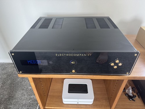 Electrocompaniet eci6 mk2 - electrocompaniet,