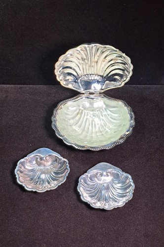Clam shell butter caviar dish - clam, butter/caviar