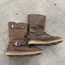 UGG 5678 Kensington Brown