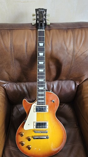 Tokai left handed - , electric