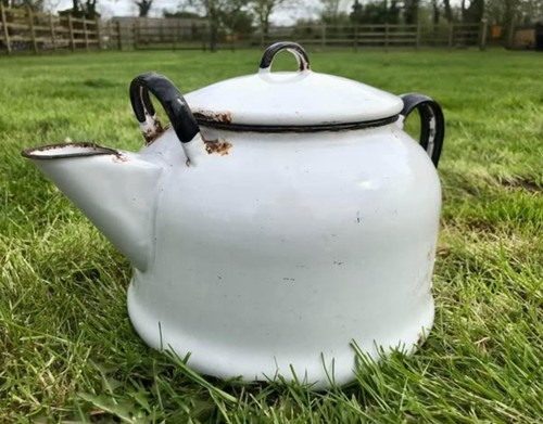 Large vintage white enamel tea - vintage,