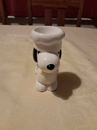 Vintage snoopy egg cup good - vintage, in