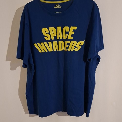 Space invaders men - space, blue