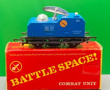 TRIANG/HORNBY OO R567 BATTLE