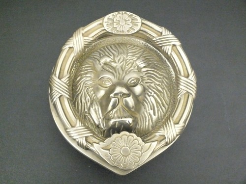 Vintage brass round - vintage, lions