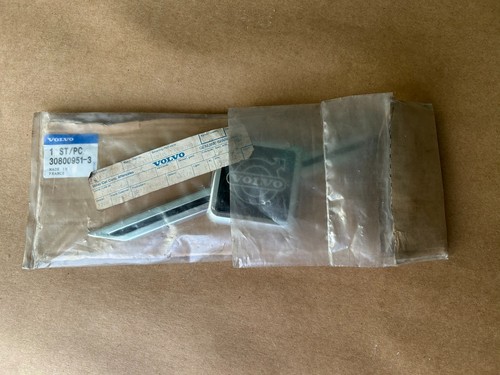Genuine nos volvo grille - volvo, badge