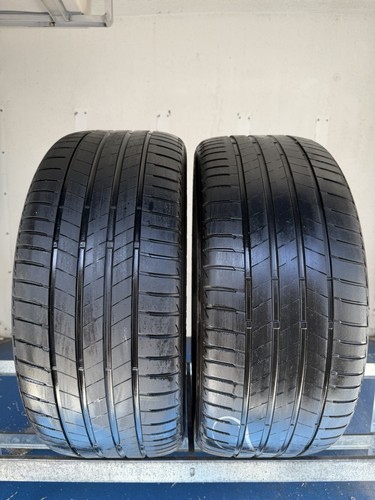 Tyres 245 40 19 - 40,