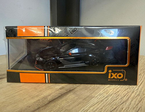 Ixo aston martin vantage - ixo,