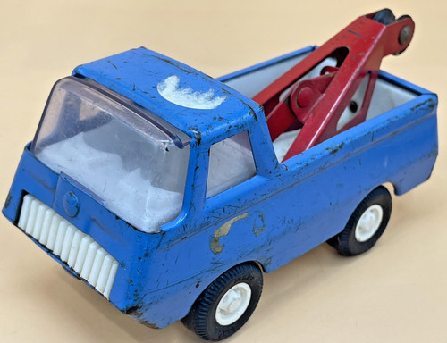 Tonka tow truck vintage - tow,