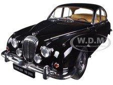 1967 DAIMLER V8-250 BLACK LIMITED TO 3000PC 1/18 DIECAST MODEL CAR PARAGON 98311