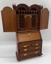 Dolls house furniture Glenowen