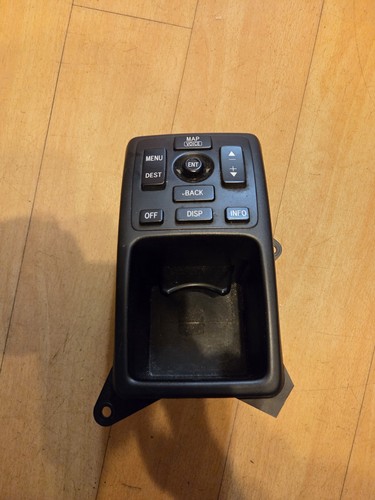Lexus is200 sat nav control - lexus,
