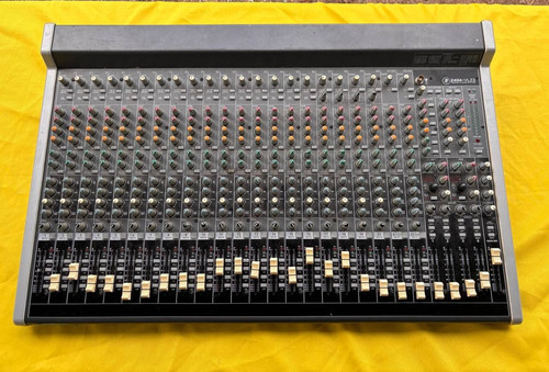 Mackie 2404 vlz3 - 2404-vlz3, premium