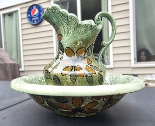 Vintage 1975 studio pottery - vintage,