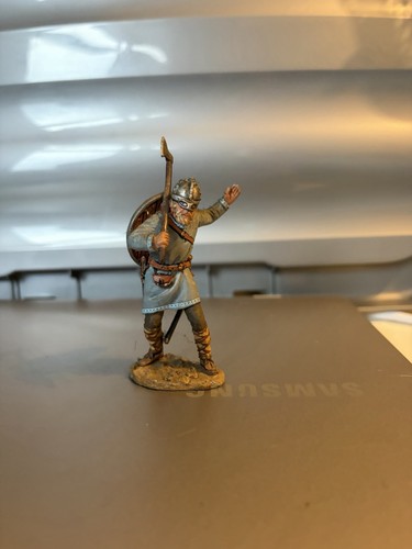 Del prado viking warrior - del,