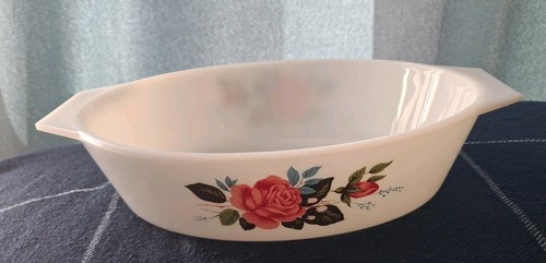 Vintage pyrex jaj cottage rose - cottage,