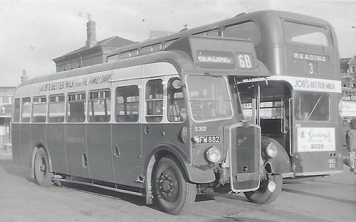 Bus photo gfm882 thames - bus, photo: