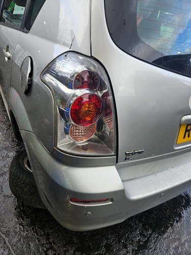2004 2009 toyota corolla - 2009,