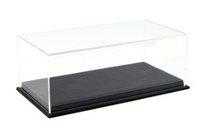 1:18 Atlantic Vitrine Show