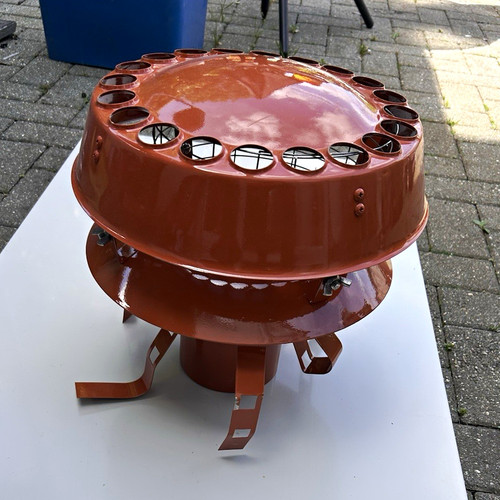 Brown steel round chimney - brown, cap