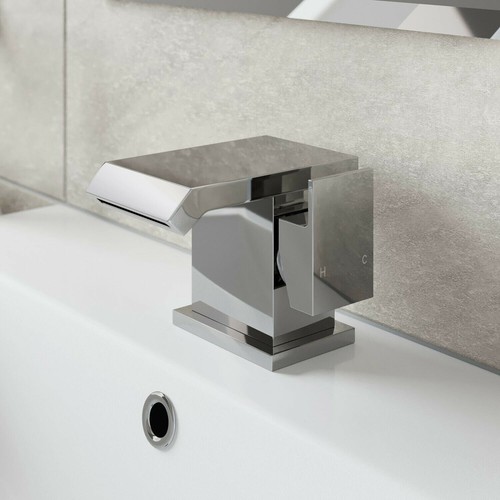 Modern waterfall bathroom - waterfall,