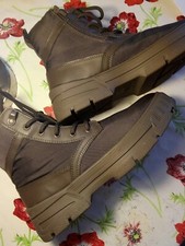 ZARA -chunky boots side zip UK