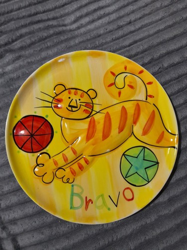 Large colourful ginger - colourful,