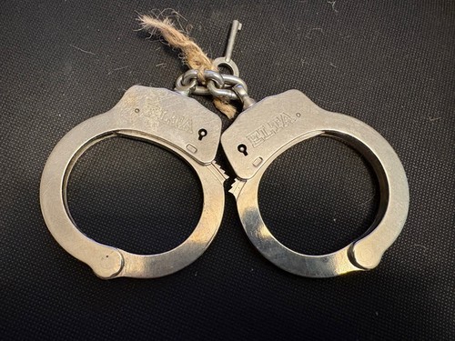 Elta handcuffs with key - handcuffs,