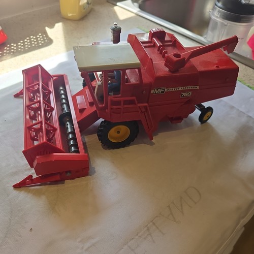 Massey ferguson 760 combine - ferguson,