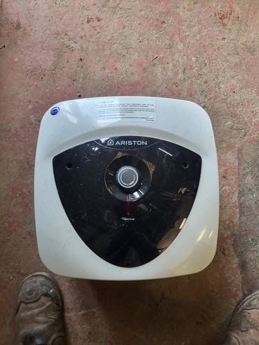 Ariston litre 2kw - 10, unvented