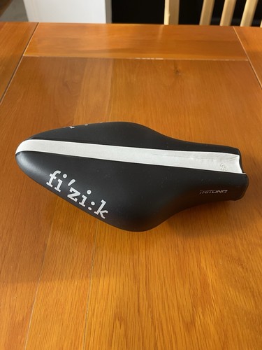 Fizik tritone saddle kium - 5.5,