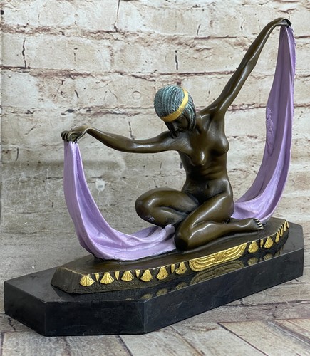 Signed mirval beginner pose - beginner,