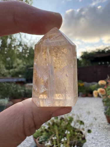 Girasol quarts with dentrites - quarts,