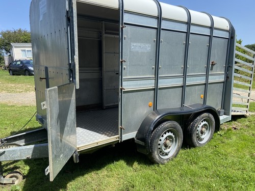 Ifor williams twin - twin, axle