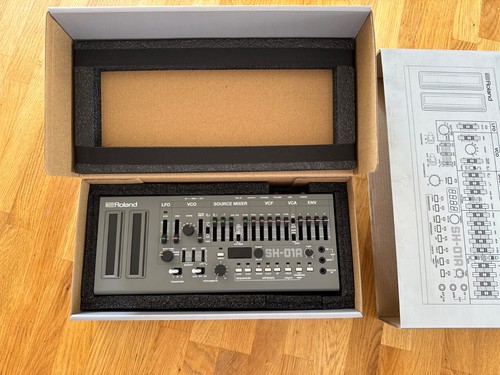 Roland 01a sound module - sh-01a,