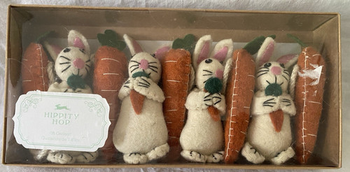 Felt bunny rabbit carrot - felt,