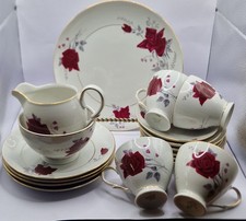 Jarolina Red Rose Part Set