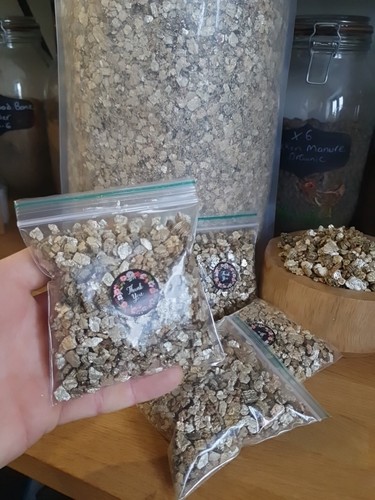 Vermiculite 3mm 10mm chunky - vermiculite,