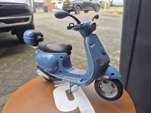 Piaggio vespa et2 et4 mattel - et2,